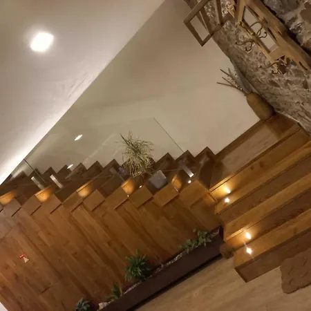 Quinta Da Azenha Nespereira (Viseu)